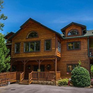 Bearskin Lodge